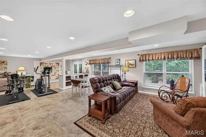 Tons of additional living space — 730 Longfellow Circle, O'Fallon, MO 63366