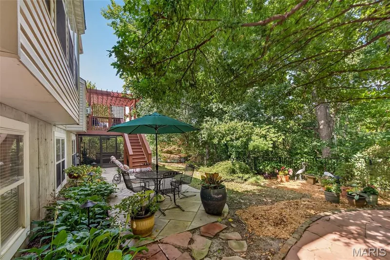 Show stopping private backyard that makes it seem like you are secluded from it all! — 730 Longfellow Circle, O'Fallon, MO 63366