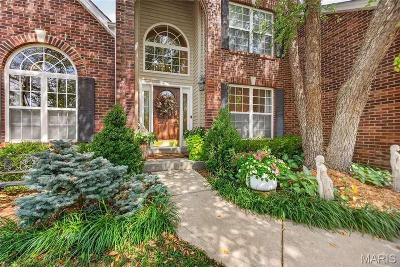 Meticulously landscaped in both front and back — 730 Longfellow Circle, O'Fallon, MO 63366
