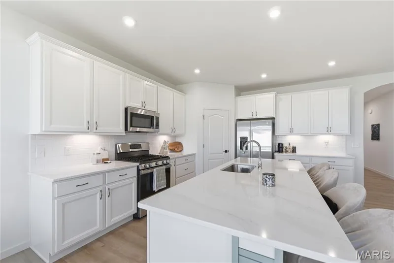 221 Kerry Downs Drive, Dardenne Prairie, MO 63368 — listing photo 11 of 30