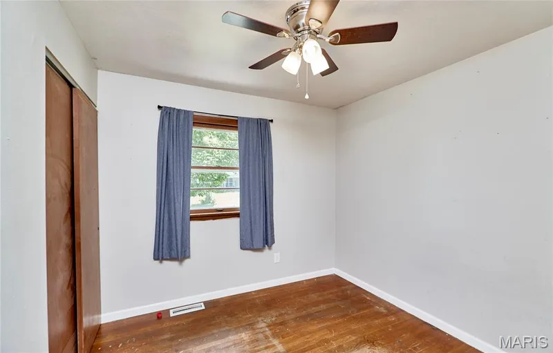 318 Capri Drive, O'Fallon, MO 63366 — listing photo 16 of 28