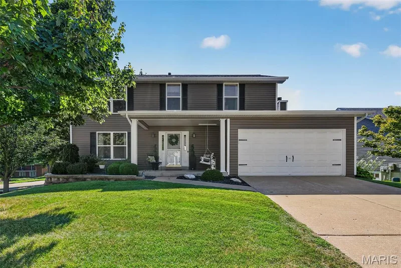 2001 Coreywood Drive, St Charles, MO 63303 — listing photo 1 of 70