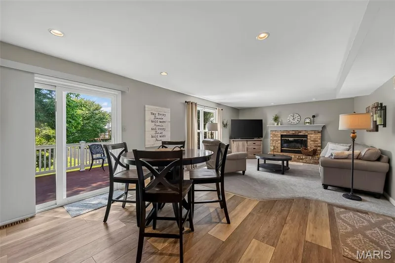 2001 Coreywood Drive, St Charles, MO 63303 — listing photo 24 of 70