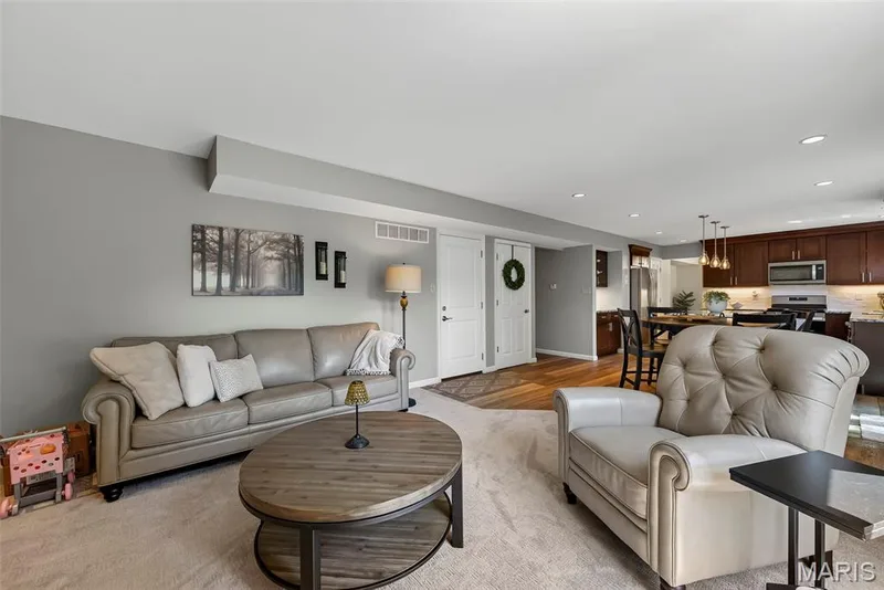 2001 Coreywood Drive, St Charles, MO 63303 — listing photo 27 of 70