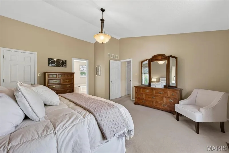 2001 Coreywood Drive, St Charles, MO 63303 — listing photo 33 of 70