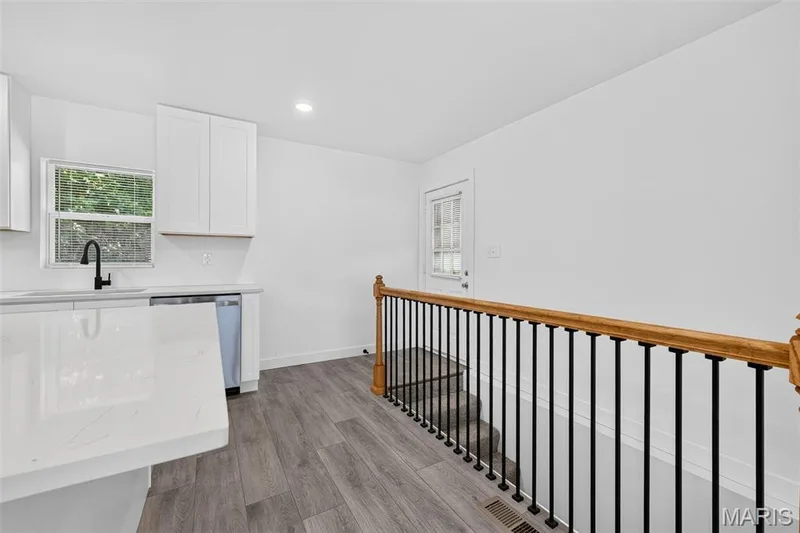 117 Saint Joseph Avenue, O'Fallon, MO 63366 — listing photo 6 of 34