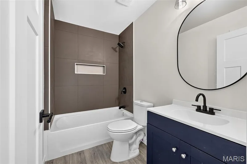 117 Saint Joseph Avenue, O'Fallon, MO 63366 — listing photo 8 of 34