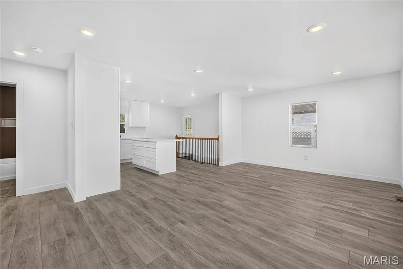 117 Saint Joseph Avenue, O'Fallon, MO 63366 — listing photo 13 of 34