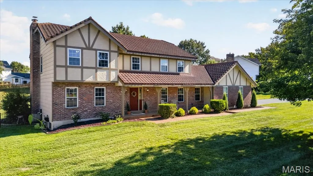 1627 Gettysburg Landing, St Charles, MO 63303 — listing photo 1 of 57