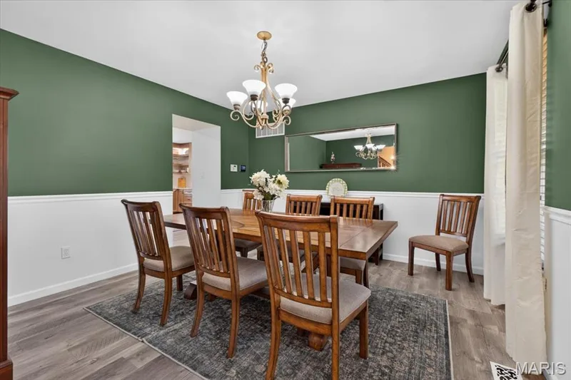 1627 Gettysburg Landing, St Charles, MO 63303 — listing photo 9 of 57