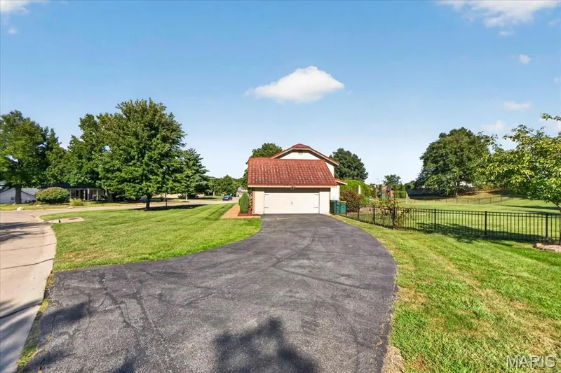 1627 Gettysburg Landing, St Charles, MO 63303 — listing photo 52 of 57