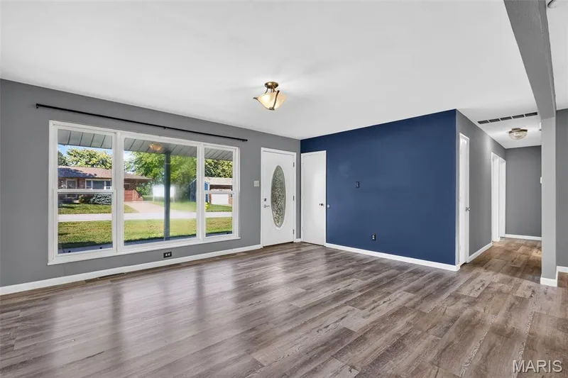 206 Cordes Street, O'Fallon, MO 63366 — listing photo 5 of 37