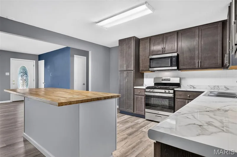 Updated kitchen — 206 Cordes Street, O'Fallon, MO 63366