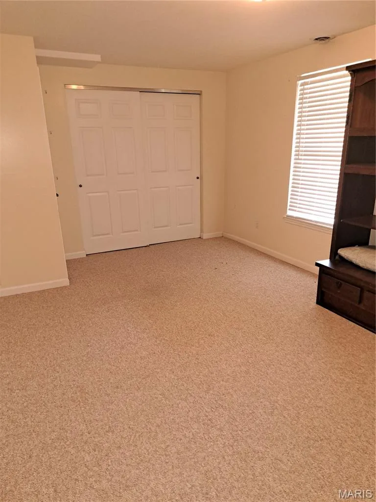 LL Large Bedroom #5 — 14001 Eagle Manor Court, Chesterfield, MO 63017