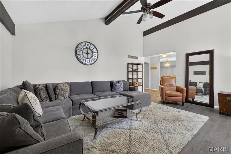 15250 Kingsman Circle, Chesterfield, MO 63017 — listing photo 14 of 55