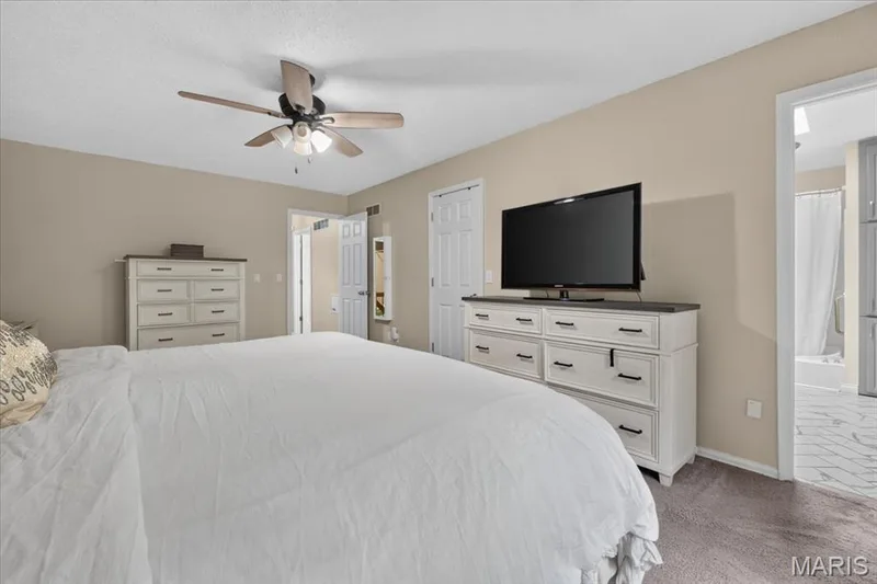 15250 Kingsman Circle, Chesterfield, MO 63017 — listing photo 26 of 55