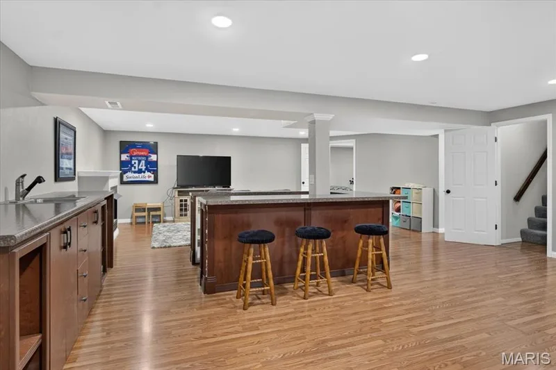 15250 Kingsman Circle, Chesterfield, MO 63017 — listing photo 36 of 55