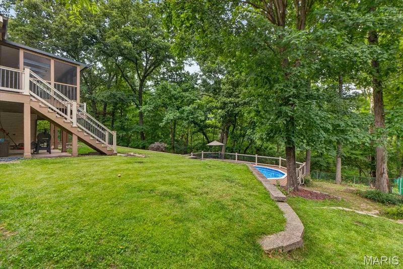 15250 Kingsman Circle, Chesterfield, MO 63017 — listing photo 46 of 55
