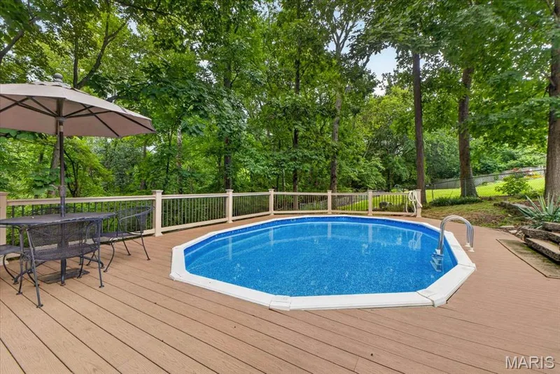 15250 Kingsman Circle, Chesterfield, MO 63017 — listing photo 48 of 55