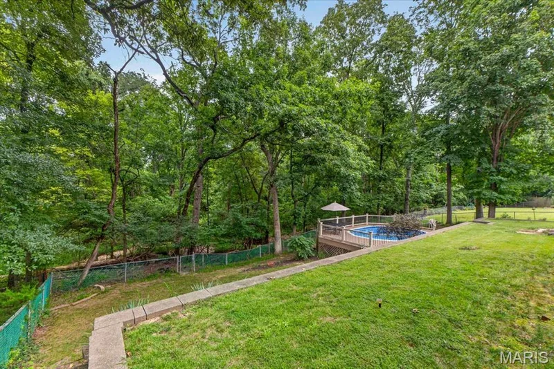 15250 Kingsman Circle, Chesterfield, MO 63017 — listing photo 50 of 55