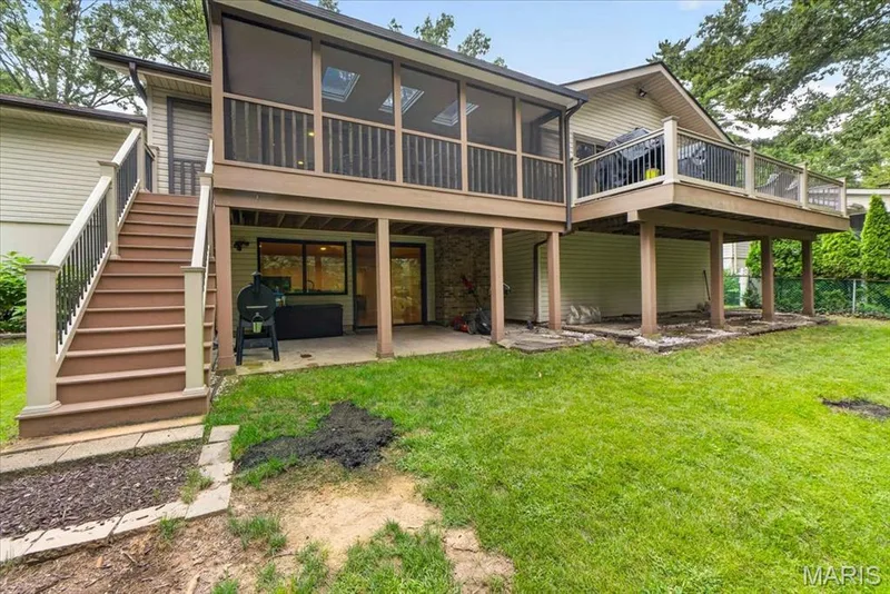 15250 Kingsman Circle, Chesterfield, MO 63017 — listing photo 51 of 55