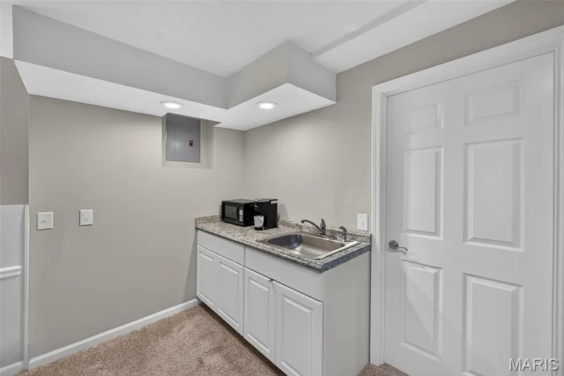 Wet bar in basement — 6 Potomac Court, St Charles, MO 63303