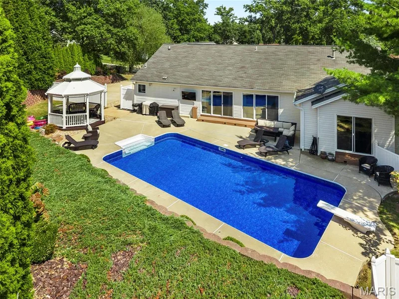 362 Round Tower Drive, Cottleville, MO 63304 — listing photo 3 of 66