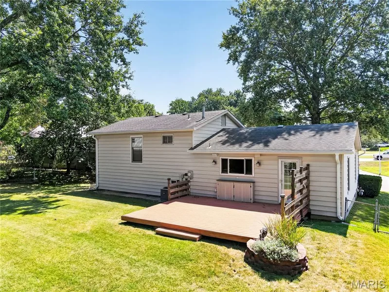 Composite Deck with Privacy Fencing — 16 Mill Race Drive, St Peters, MO 63376