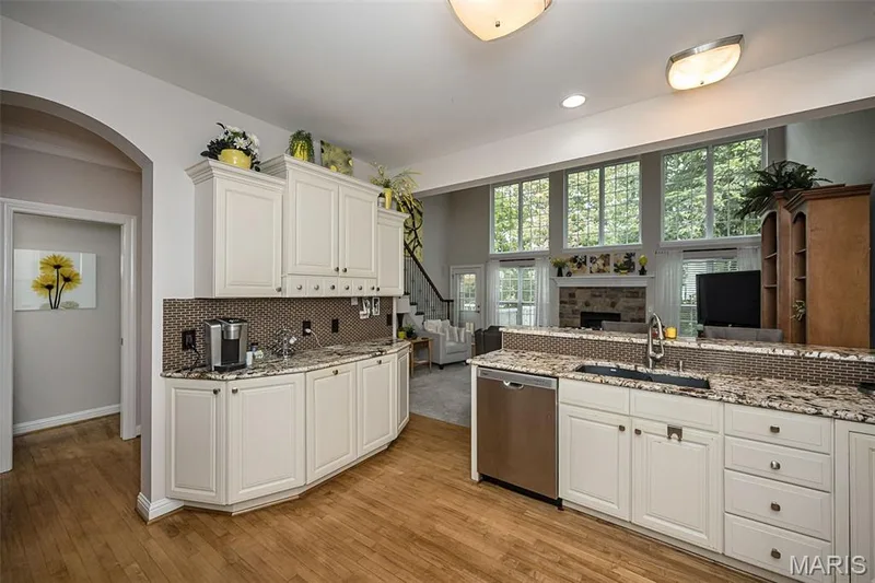208 Strawberry Fields Court, St Peters, MO 63376 — listing photo 13 of 55