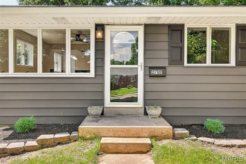 2701 Sibley Street, St Charles, MO 63301 — listing photo 31 of 34