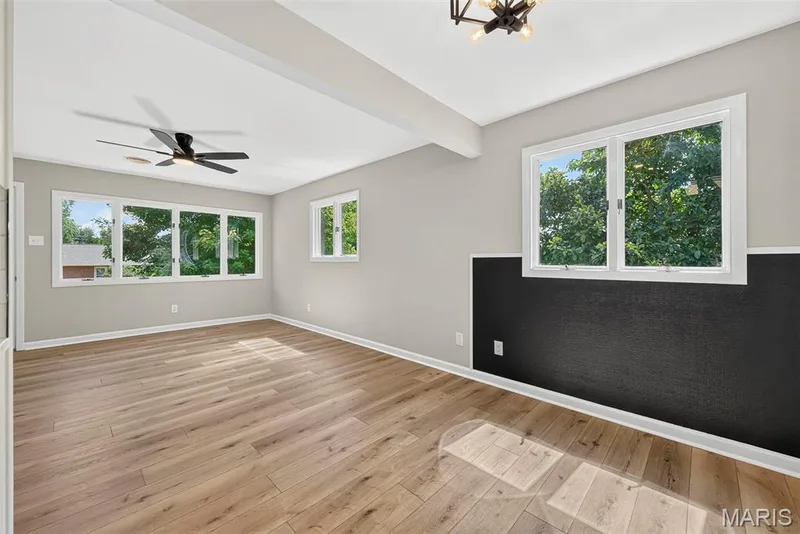2701 Sibley Street, St Charles, MO 63301 — listing photo 3 of 34