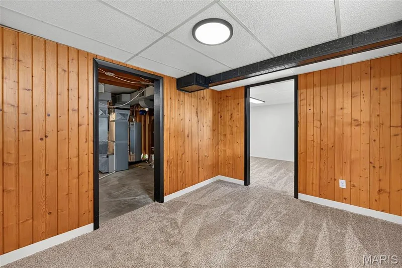 2701 Sibley Street, St Charles, MO 63301 — listing photo 18 of 34