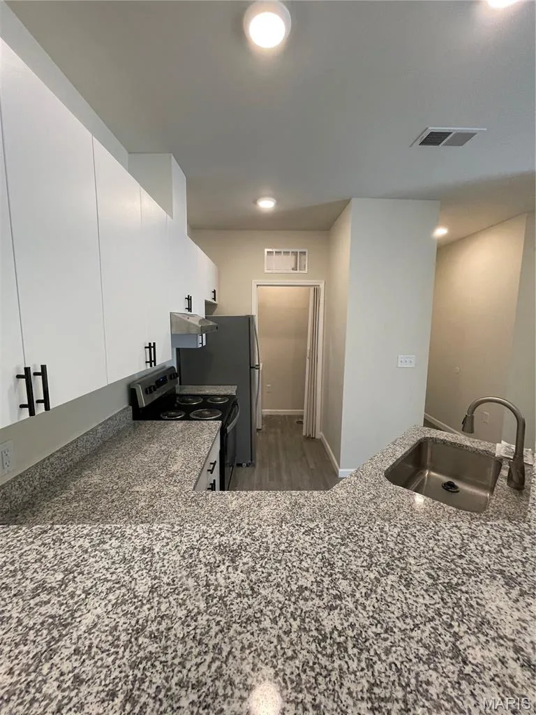 214 Harmony Meadows Court #214, Dardenne Prairie, MO 63368 — listing photo 2 of 8