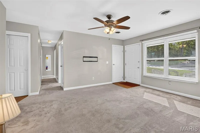 2 Lone Elk Lane, St Peters, MO 63376 — listing photo 3 of 24