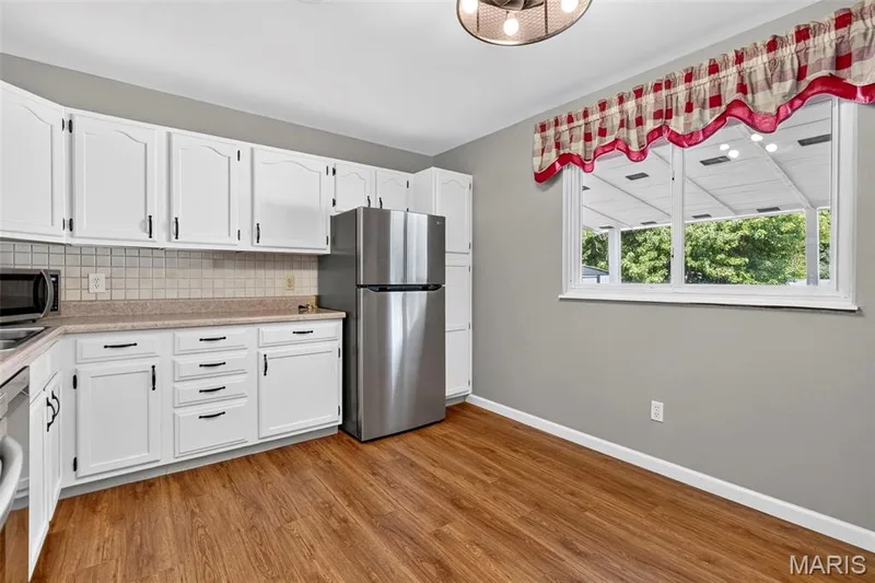 2 Lone Elk Lane, St Peters, MO 63376 — listing photo 9 of 24