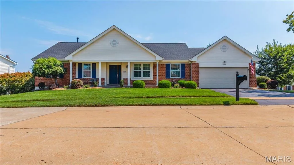Lovely Ranch — 1346 Cherry Glen Court, Chesterfield, MO 63017