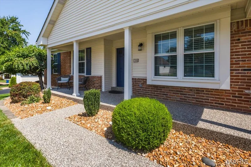 Beautiful approach to this lovely ranch home. — 1346 Cherry Glen Court, Chesterfield, MO 63017
