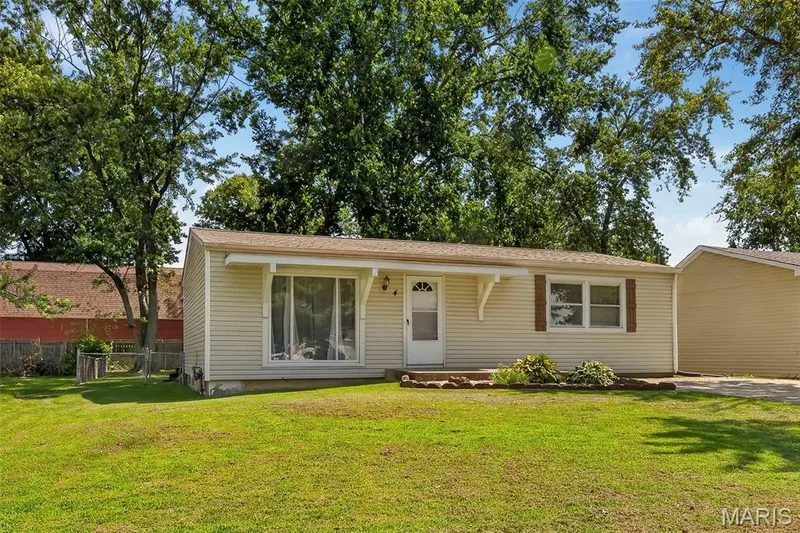 4 Matchlock Drive, St Peters, MO 63376 — listing photo 4 of 49