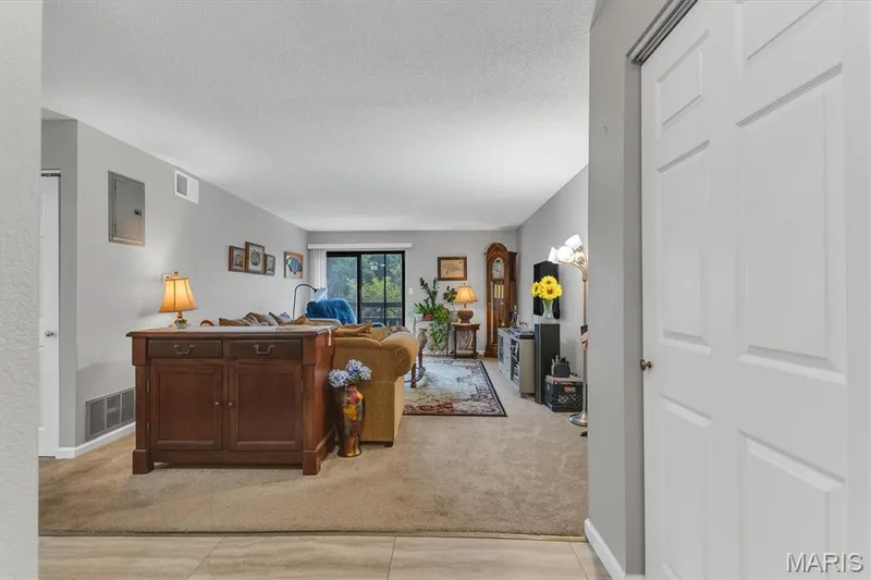 1465 Heritage Landing #207, St Charles, MO 63303 — listing photo 7 of 35
