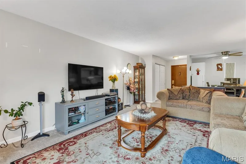 1465 Heritage Landing #207, St Charles, MO 63303 — listing photo 11 of 35