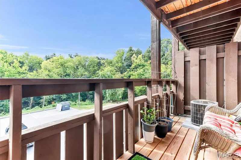 1465 Heritage Landing #207, St Charles, MO 63303 — listing photo 13 of 35