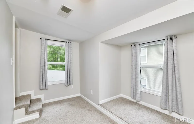 225 Houston Street, St Charles, MO 63301 — listing photo 22 of 34