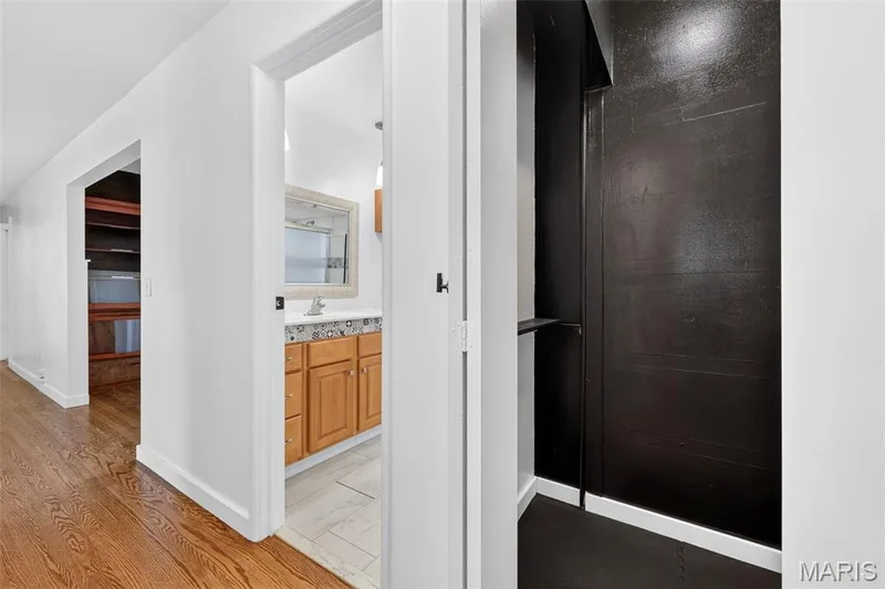 Bathroom in hallway — 120 S Duchesne Drive, St Charles, MO 63301