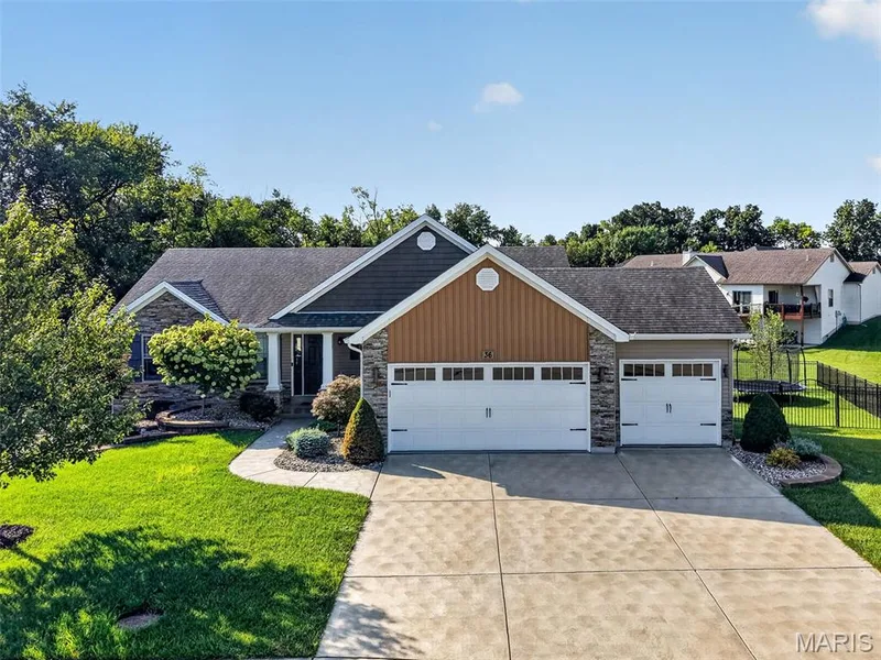 36 Ashland Court, Wentzville, MO 63385 — listing photo 2 of 40