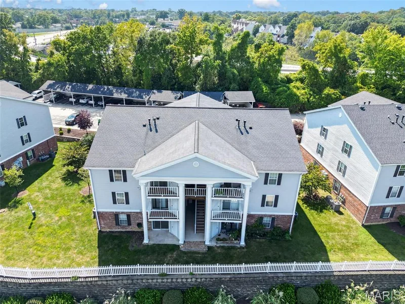 1239 Creve Coeur Crossing Lane #D, Chesterfield, MO 63017 — listing photo 19 of 19