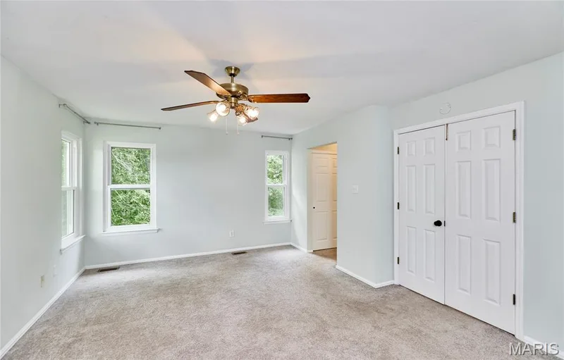 16430 Green Pines Drive, Wildwood, MO 63011 — listing photo 17 of 53