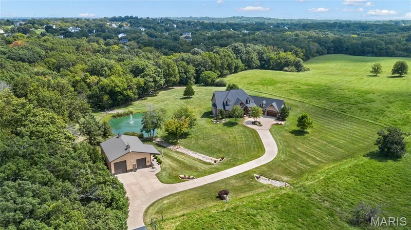 570 Patriotic Trail, Weldon Spring, MO — listing photo 1