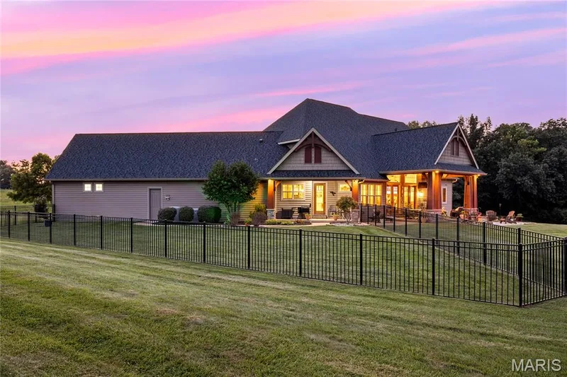 570 Patriotic Trail, Weldon Spring, MO 63304 — listing photo 16 of 83