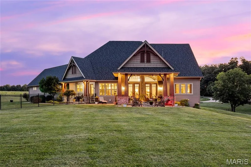 570 Patriotic Trail, Weldon Spring, MO 63304 — listing photo 17 of 83