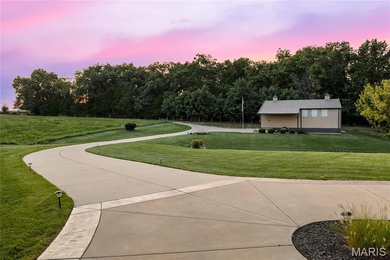 570 Patriotic Trail, Weldon Spring, MO 63304 — listing photo 36 of 83